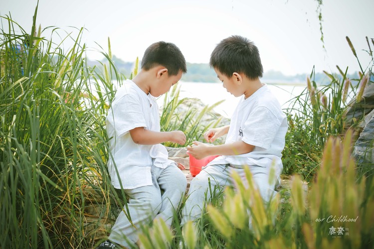 点击大图看下一张：夏天的风 我们的童年