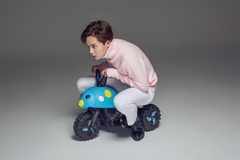 点击大图看下一张：尹正写真卖萌不停