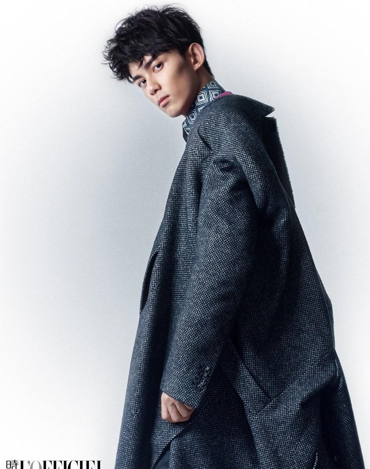 点击大图看下一张：国民弟弟吴磊冷暖兼备 半熟少年初长成