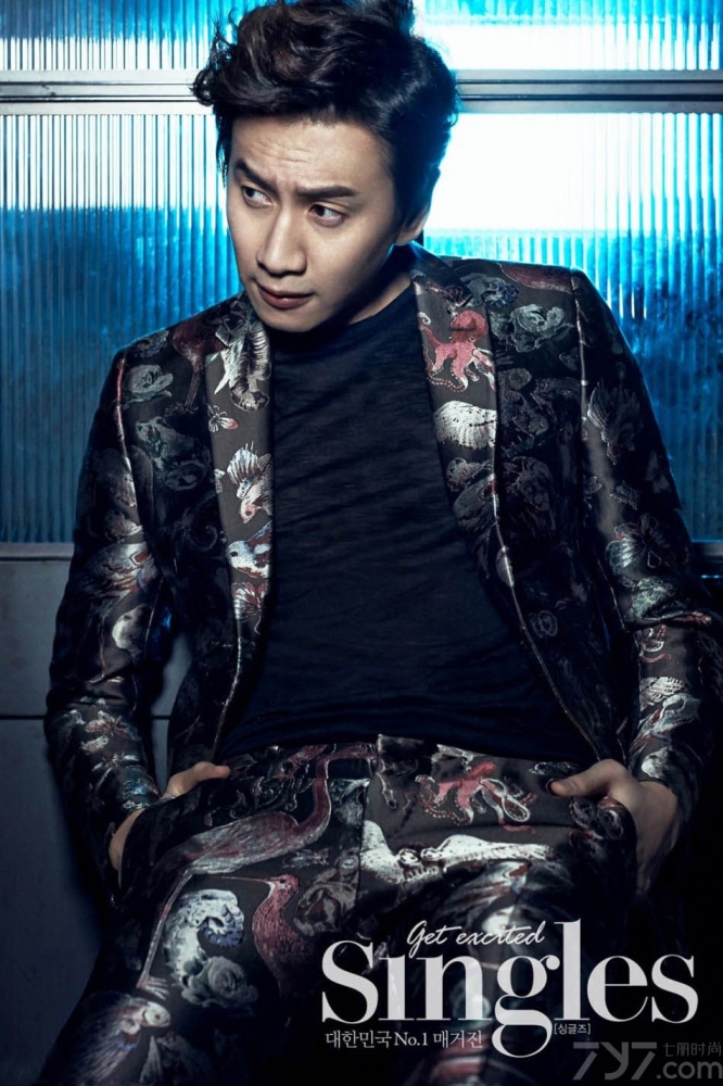 点击大图看下一张：韩国帅哥李光洙时尚杂志变身型男