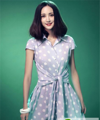 点击大图看下一张:女生发型气质翻倍 主打温柔淑女范儿