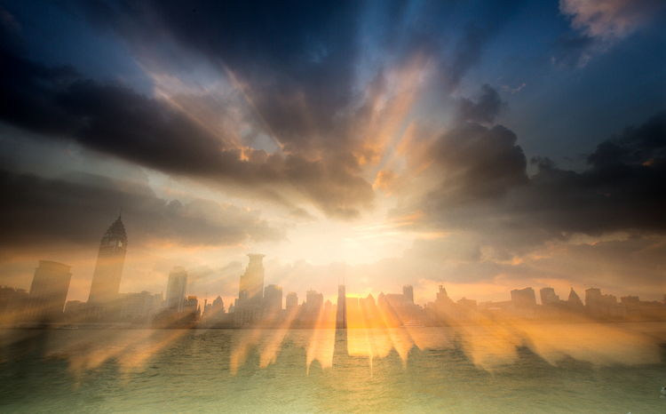 点击大图看下一张：浦东滨江大道的黄昏