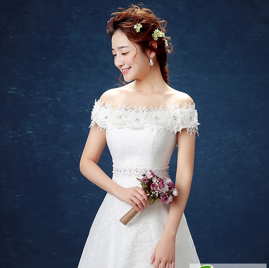 点击大图看下一张：韩式新款新娘造型　2017绝美新娘发型强推