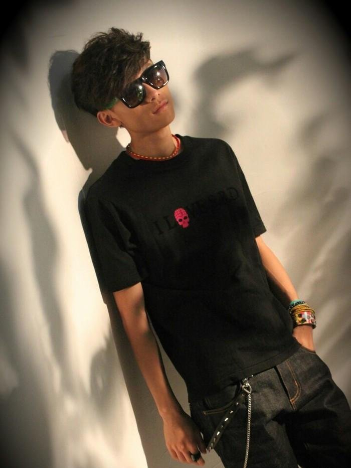 点击大图看下一张：张一山高清图片大全