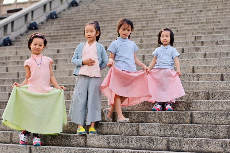 点击大图看下一张：民国美少女