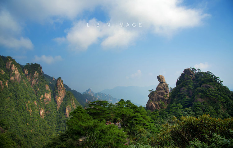 点击大图看下一张：俊美三清山