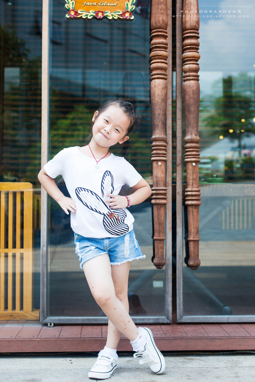 点击大图看下一张：黄宝宝七周岁