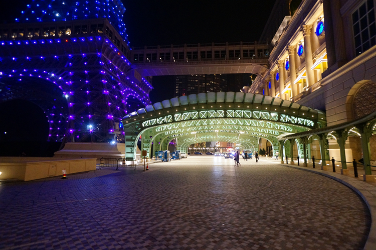 点击大图看下一张:澳门巴黎人酒店