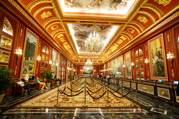 点击大图看下一张：澳门巴黎人酒店