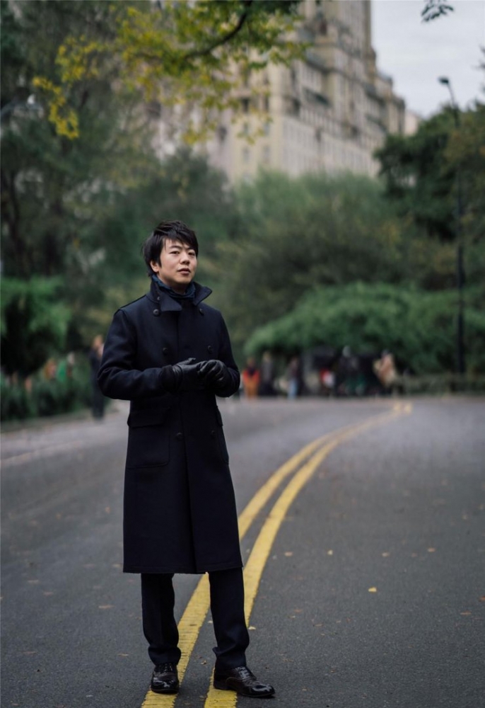 点击大图看下一张：郎朗儒雅演绎音乐绅士 安静帅气风度翩翩