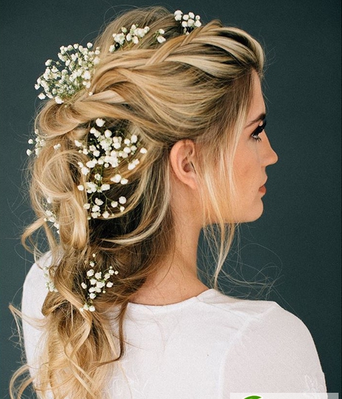 点击大图看下一张：欧式新娘盘发编发图片 端庄典雅新娘妆发大全