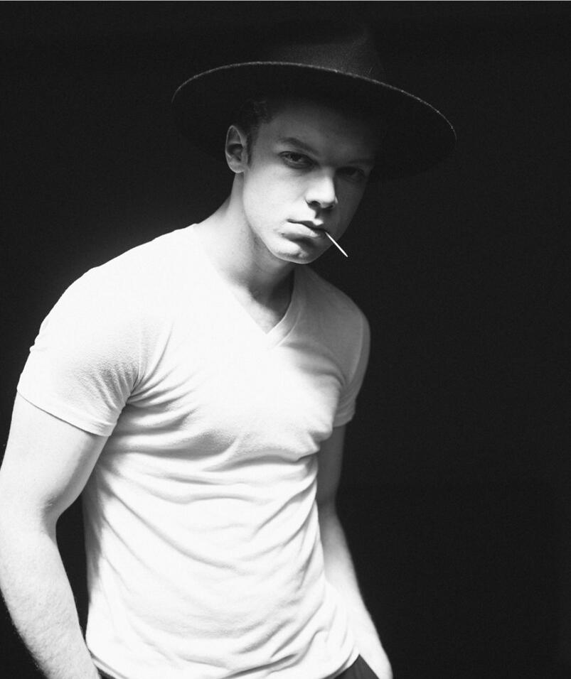 点击大图看下一张：卡梅隆莫纳汉图片