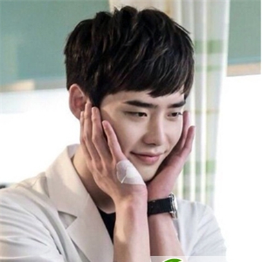 点击大图看下一张：男生纹理烫发大对碰 时尚简单韩范十足