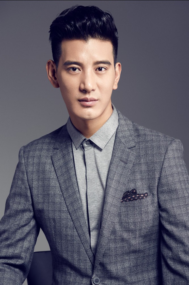 点击大图看下一张：蒲巴甲最新写真曝光