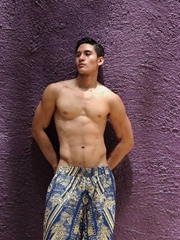 泰国男模肌肉图片