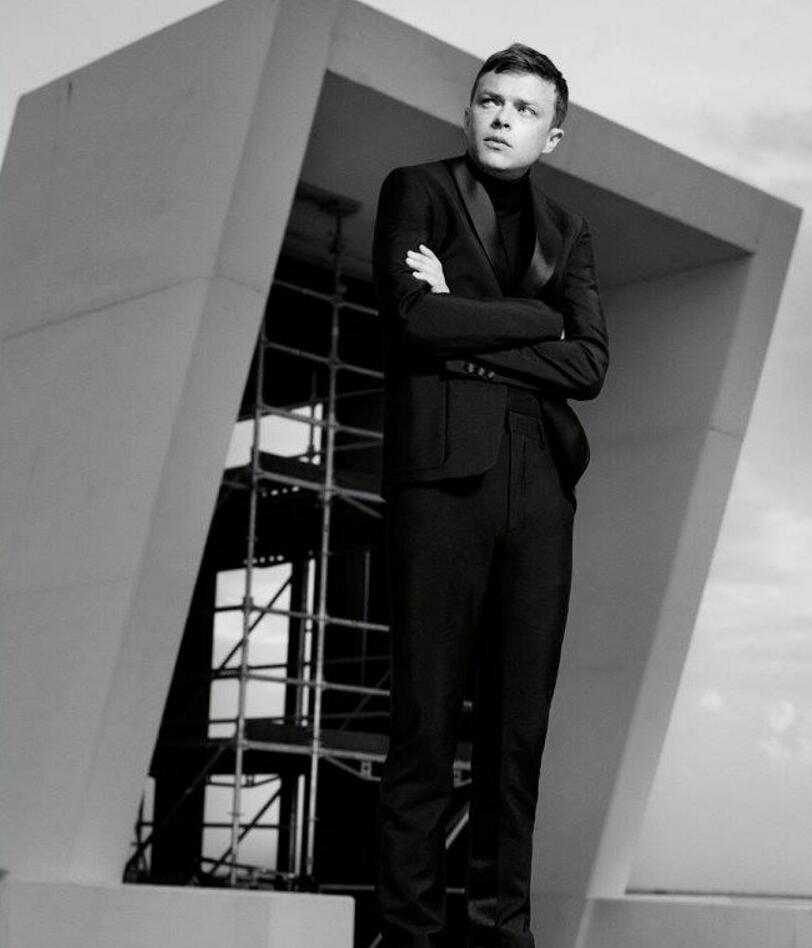 点击大图看下一张：戴恩德哈恩图片