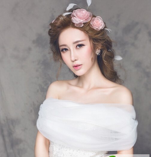 点击大图看下一张:韩式经典唯美浪漫新娘