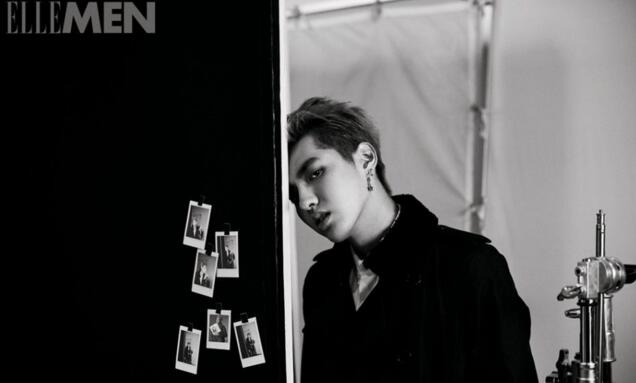 点击大图看下一张:最美侧颜杀!吴亦凡深沉变身忧郁型男