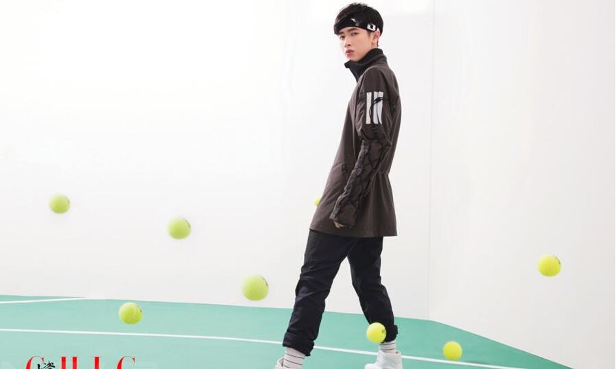 点击大图看下一张:张逸杰杂志时尚写真