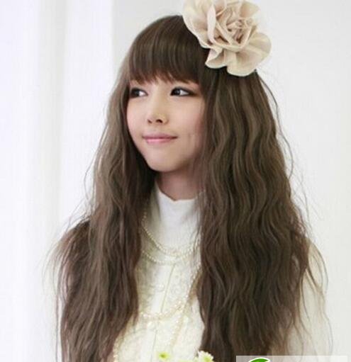 点击大图看下一张：韩式女生烫发发型 锡纸烫发型甜美减龄
