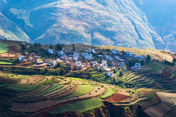 点击大图看下一张:上帝遗失的调色板