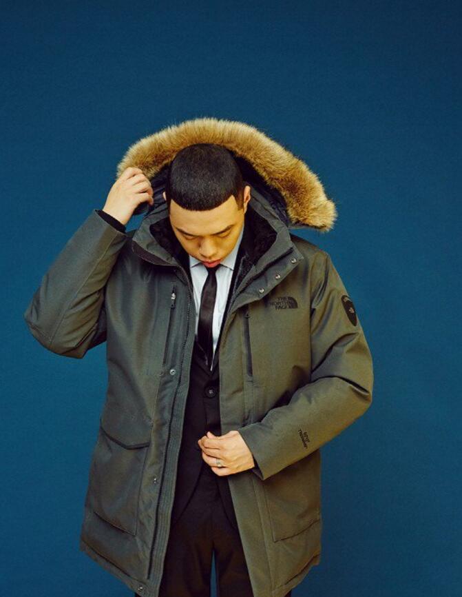 点击大图看下一张:李炳允BewhY照片