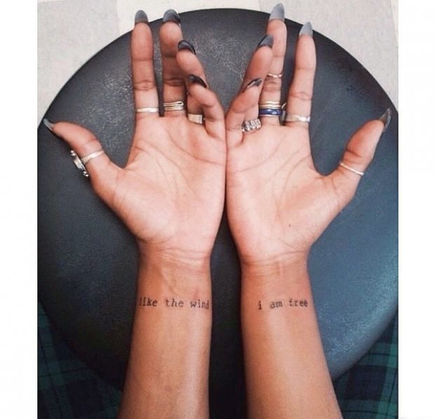 点击大图看下一张:多款女性小清新英文字纹身图案