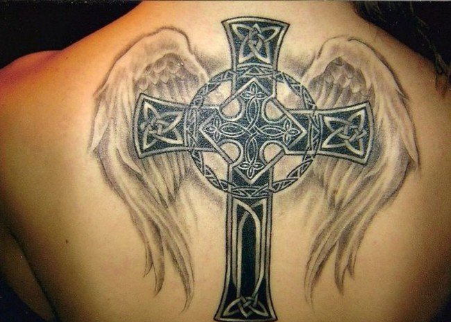 点击大图看下一张：多款帅气的信仰十字架纹身图案