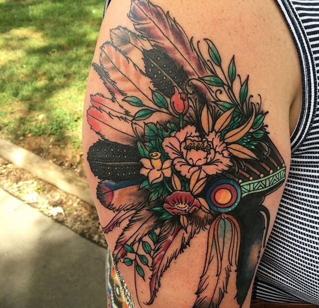 点击大图看下一张:10款漂亮的水彩印第安风格羽毛头饰纹身图案