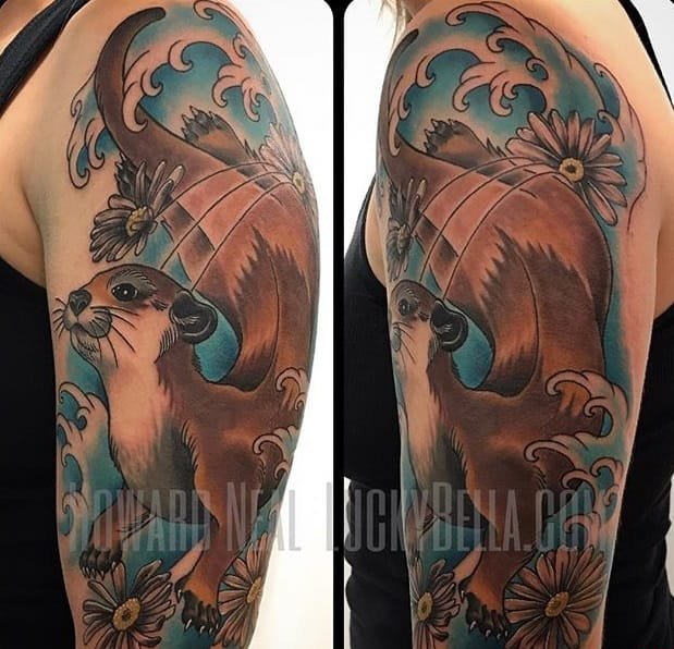 点击大图看下一张：20款可爱的生物水獭纹身图案