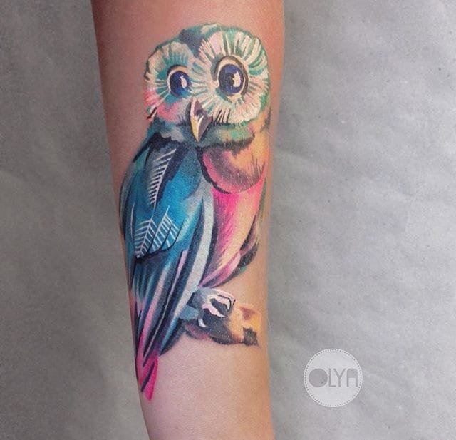 点击大图看下一张：女性漂亮的各种水彩动植物纹身图案