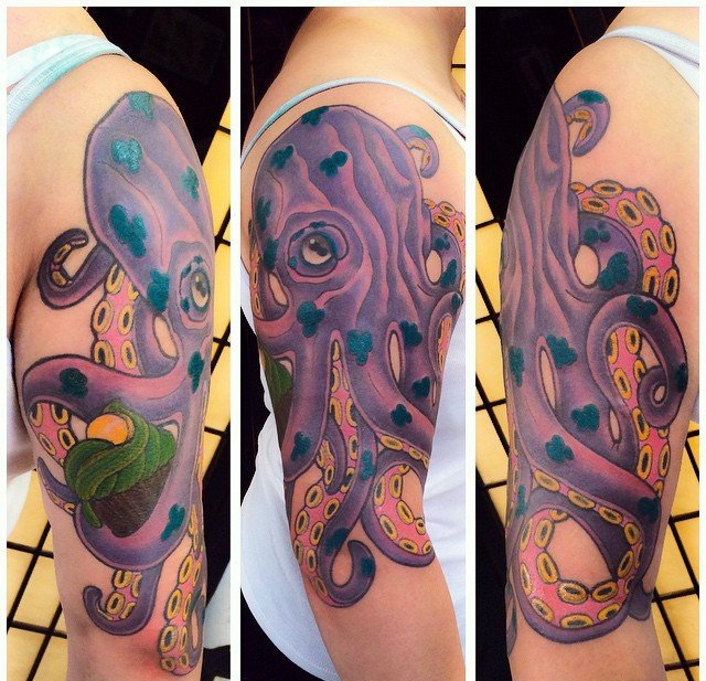 点击大图看下一张:多款手臂上精致漂亮的海洋章鱼纹身图案