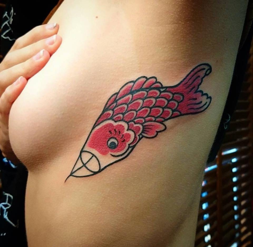 点击大图看下一张：超卡哇伊的日本动漫纹身图案来自于美女纹身师金姆爱