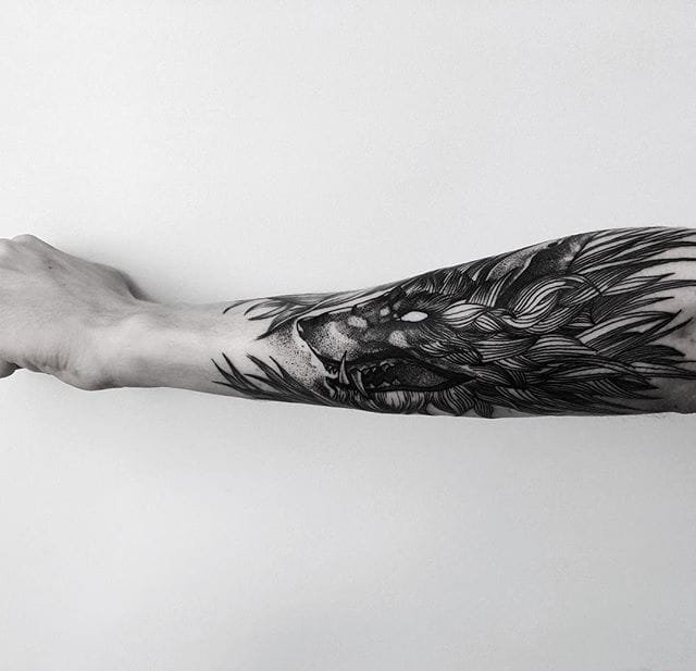 点击大图看下一张：令人难以忘怀的黑白灰风格纹身图案来自纹身师弗拉基米尔•普赖德