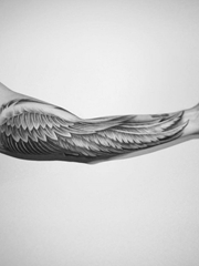 手臂天使翅膀纹身图片