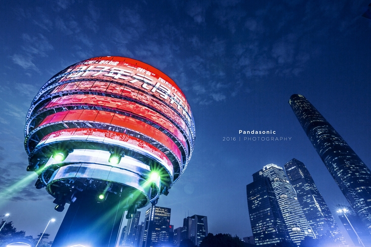 点击大图看下一张：2016广州灯光节