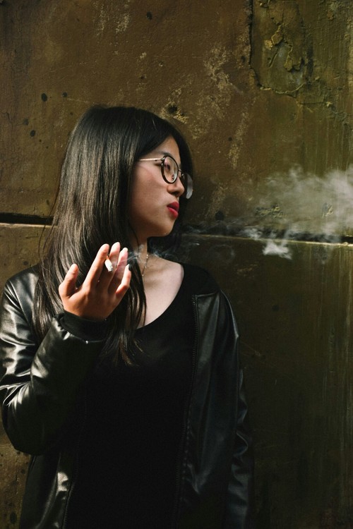 点击大图看下一张：惨白的阳光