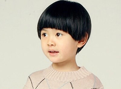 点击大图看下一张：韩式可爱男生蘑菇头发型