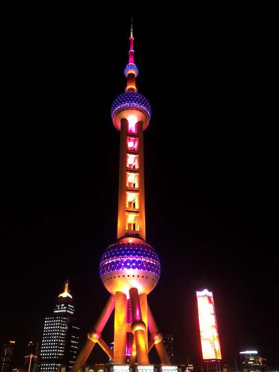 点击大图看下一张：流光溢彩