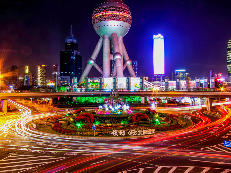 点击大图看下一张：流光溢彩