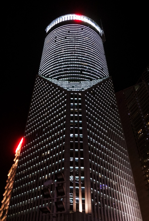 点击大图看下一张：流光溢彩