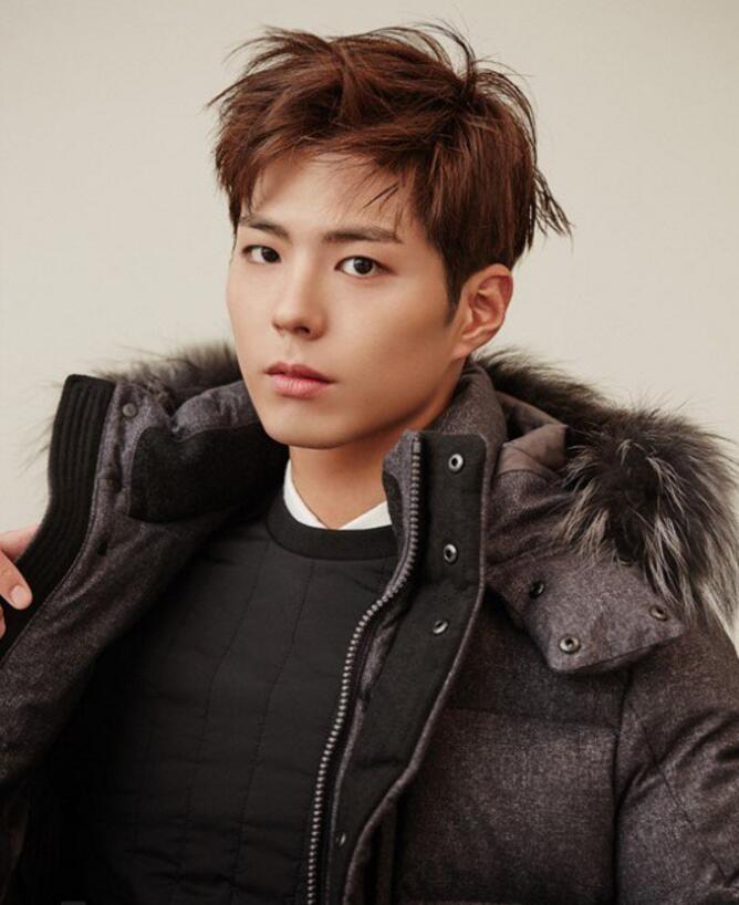 点击大图看下一张：朴宝剑最新画报图片