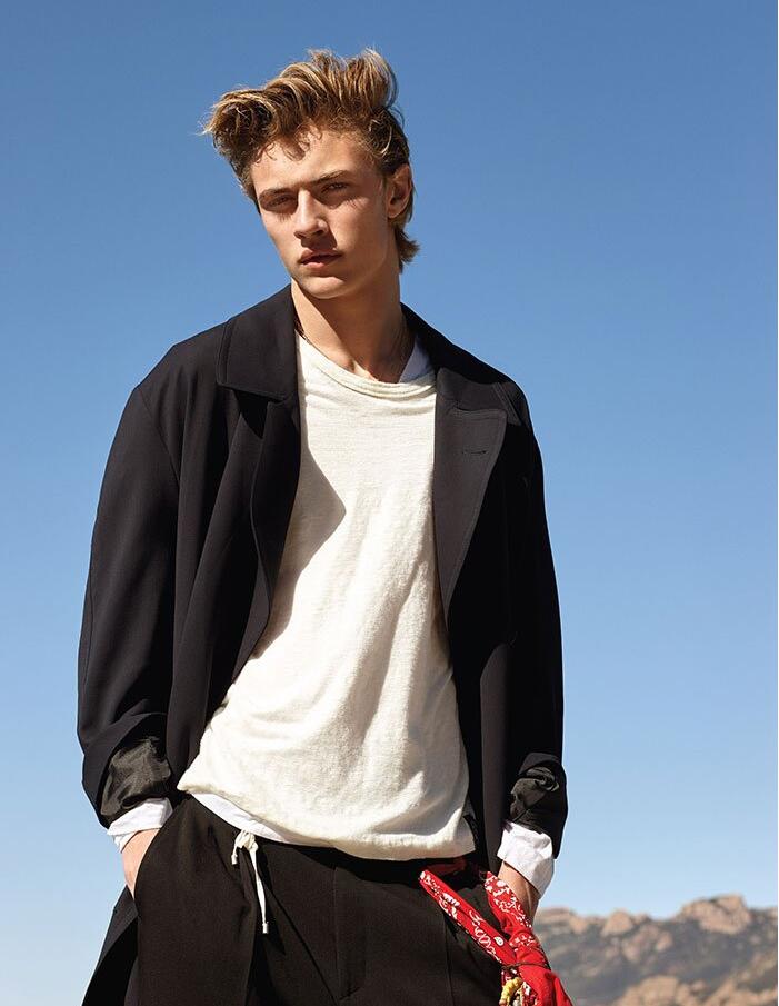 点击大图看下一张:Lucky Blue Smith男装大片