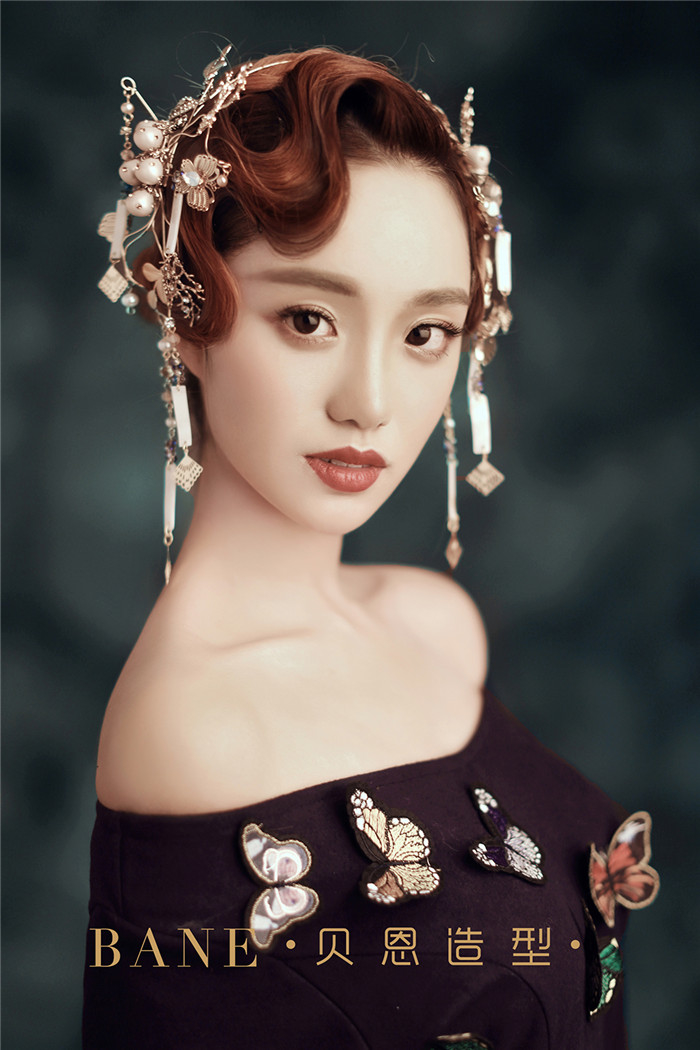 点击大图看下一张：斑斓蝶舞