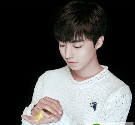 点击大图看下一张:今年流行什么男生发型