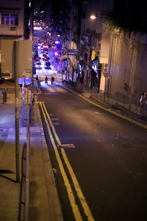 点击大图看下一张：香港夜景随拍