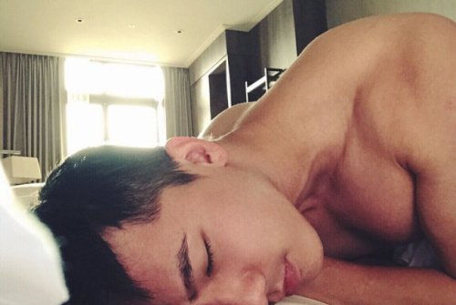 点击大图看下一张:阳光帅气男生高清图片