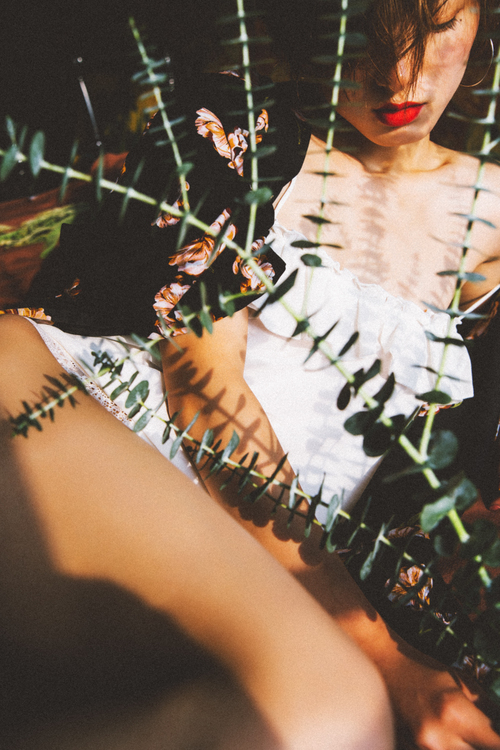 点击大图看下一张：Kiss again