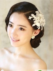 2017韩式新娘盘发 气质绝美新娘发型