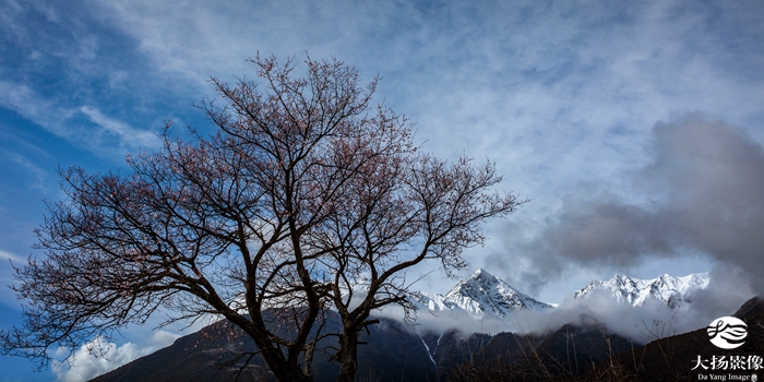 点击大图看下一张：它是西藏的瑞士